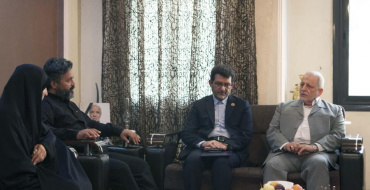دیدار رئیس دانشگاه عالی دفاع ملی با خانواده شهید سرهنگ شمس‌الله هاشمی