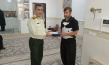 دیدار مسئولین دانشگاه عالی دفاع ملی با خانواده یکی از سربازان متوفی