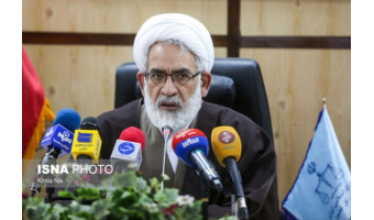 دشمن با تهاجم فرهنگی و اقتصادی سعی دارد هویت مردم را بگیرد